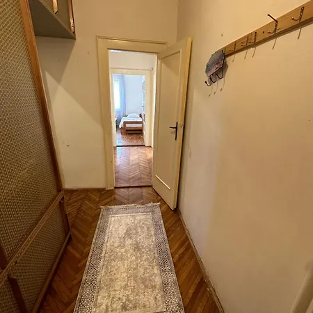 Apartment Metropolis House Belgrade